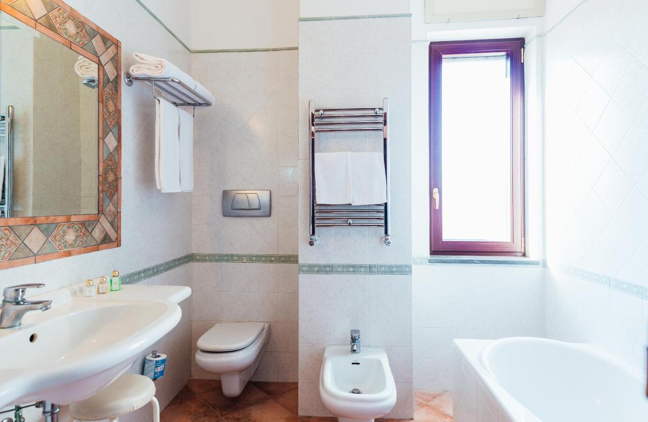Hotel Montana Сант-Агата-суй-Дуе-Гольфі Екстер'єр фото