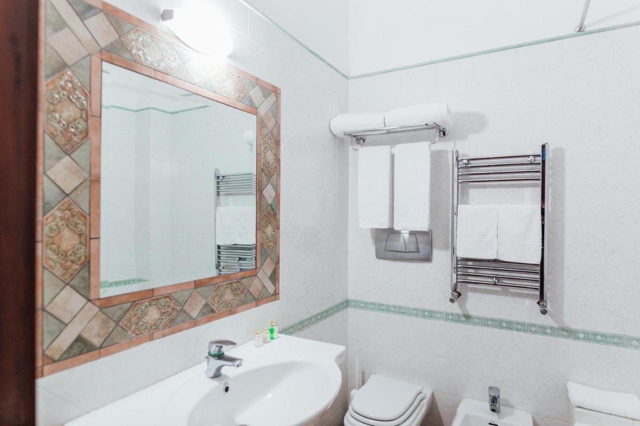 Hotel Montana Сант-Агата-суй-Дуе-Гольфі Екстер'єр фото